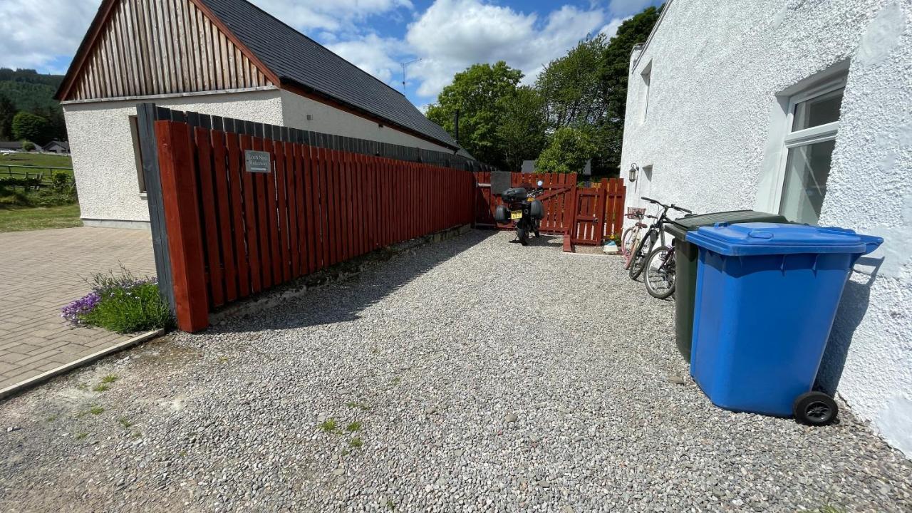 Hideaway Pod Near Loch Ness For A Tranquil Retreat Apartment Lewiston Екстериор снимка